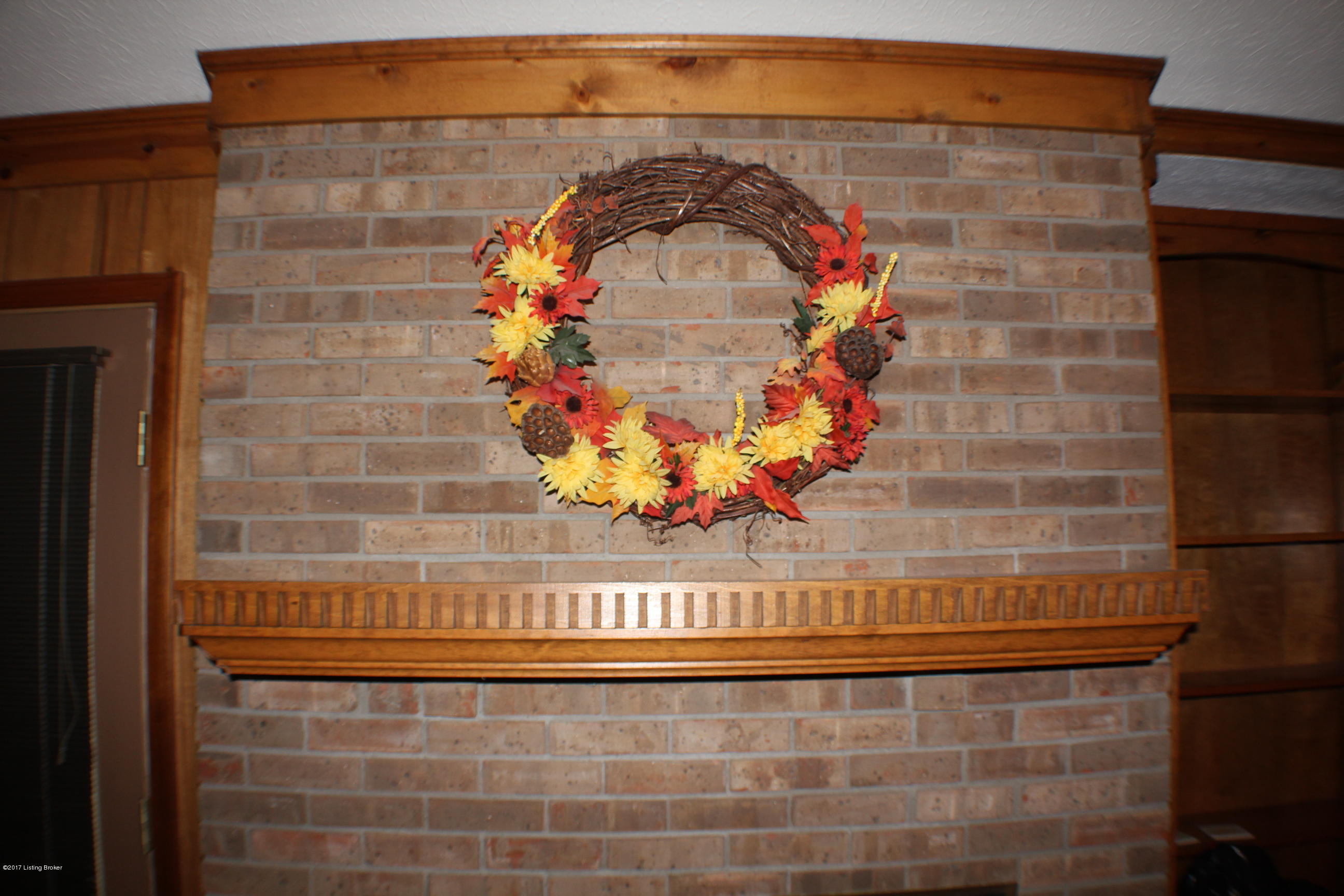 6011 Stone Bluff Road Louisville, KY 40291 - Photo 15 of 54 i Living Room Fireplace