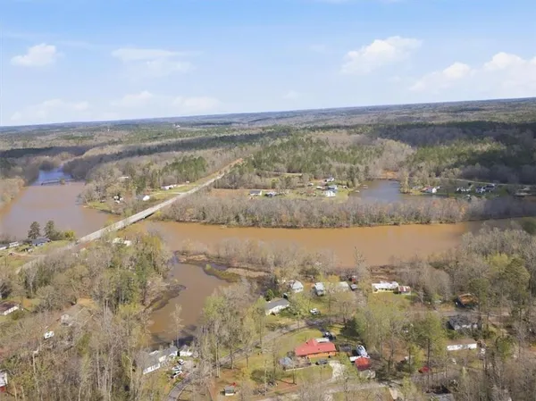 $215,000 | 147 Pocahontas Street, Jackson, GA 30233