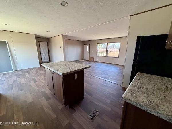 $175,000 | 3295 St Anne Road, Carthage, MS 39051