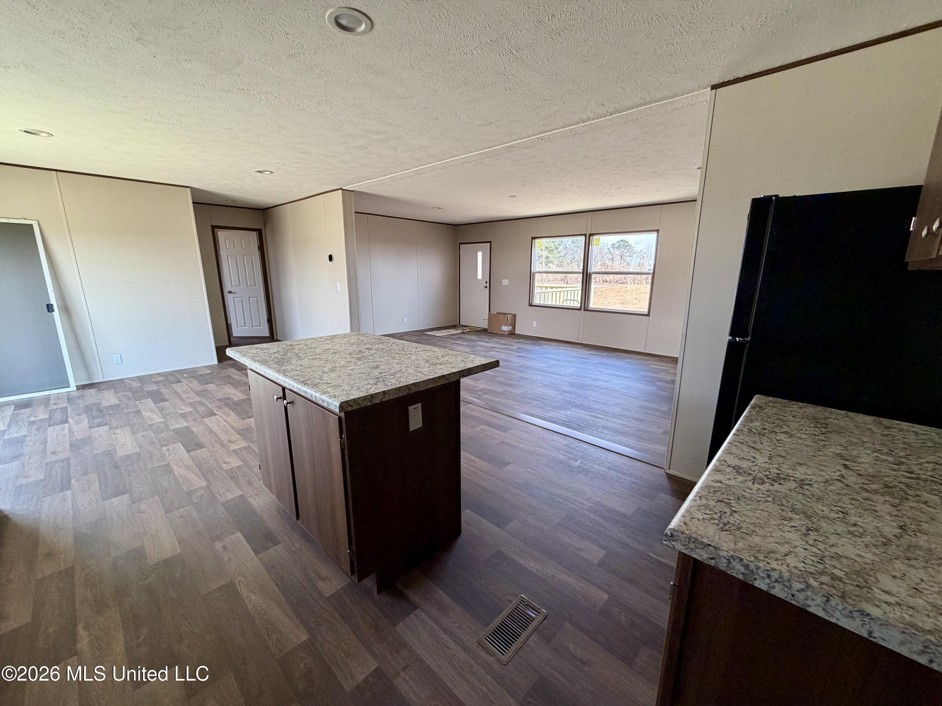 3295 St Anne Road Carthage, MS 39051 - Photo 12 of 28 IMG_1877