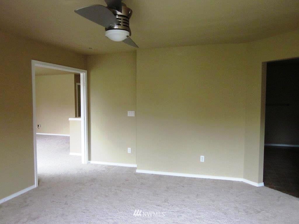 14549 Southeast 154th Street Renton, WA 98058 - Photo 7 of 15 Gallery Image 7