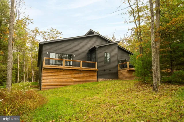 $550,000 | Crosby Drive, Unit 64/65, Oakland, MD 21550