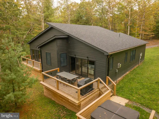 $550,000 | Crosby Drive, Unit 64/65, Oakland, MD 21550