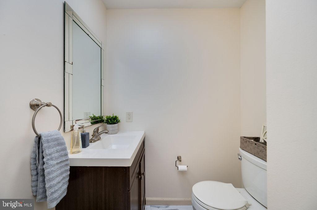 2106 Buckman Avenue Reading, PA 19610 - Photo 16 of 37 Main floor bathroom