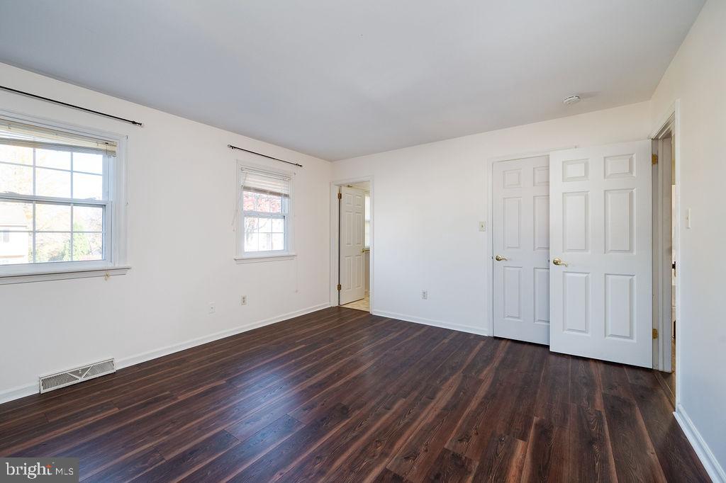 2106 Buckman Avenue Reading, PA 19610 - Photo 21 of 37 4th bedroom