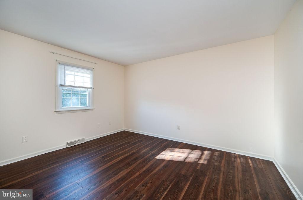 2106 Buckman Avenue Reading, PA 19610 - Photo 23 of 37 Gallery Image 23