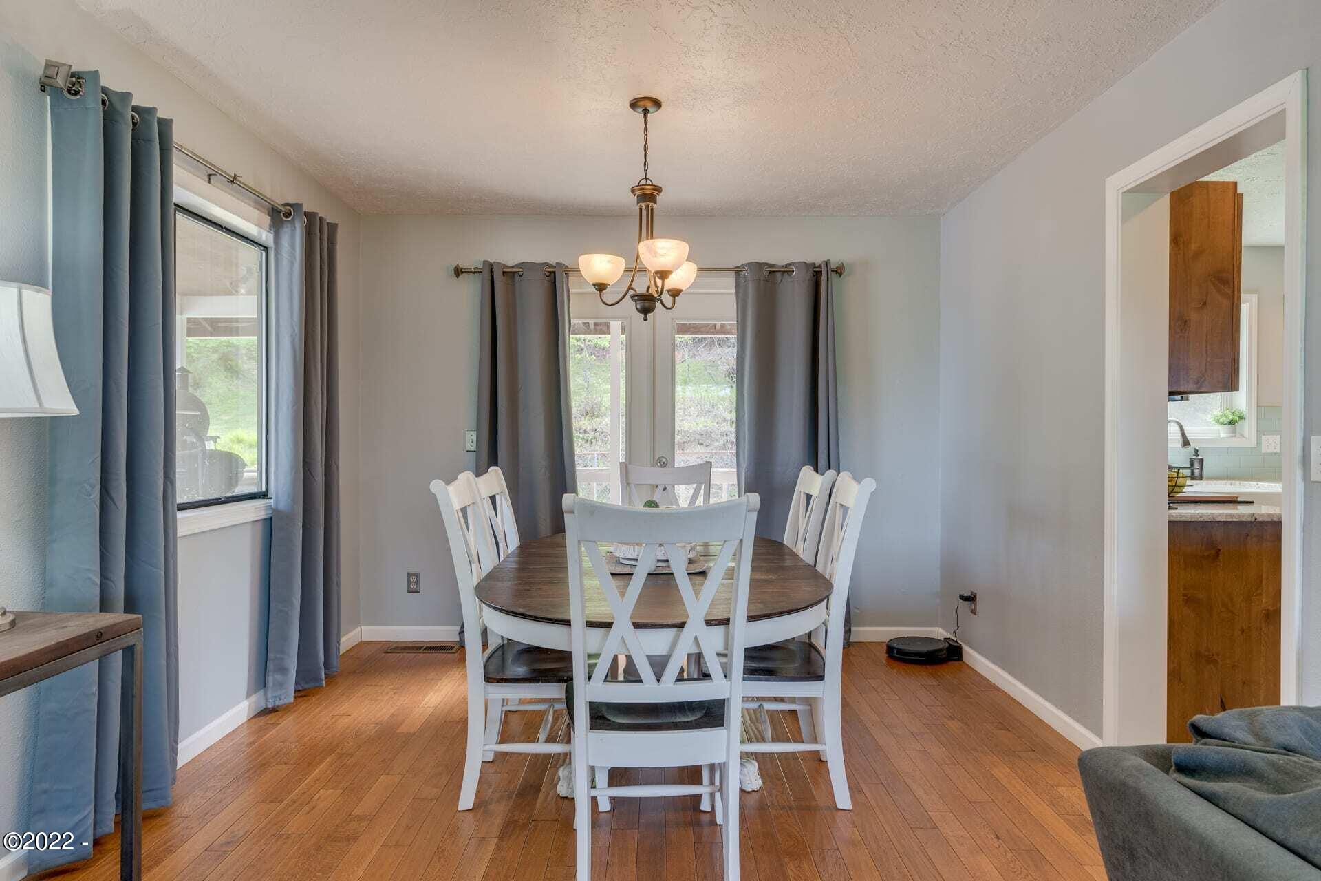 776 Olalla Road Toledo, OR 97391 - Photo 8 of 32 Image 08