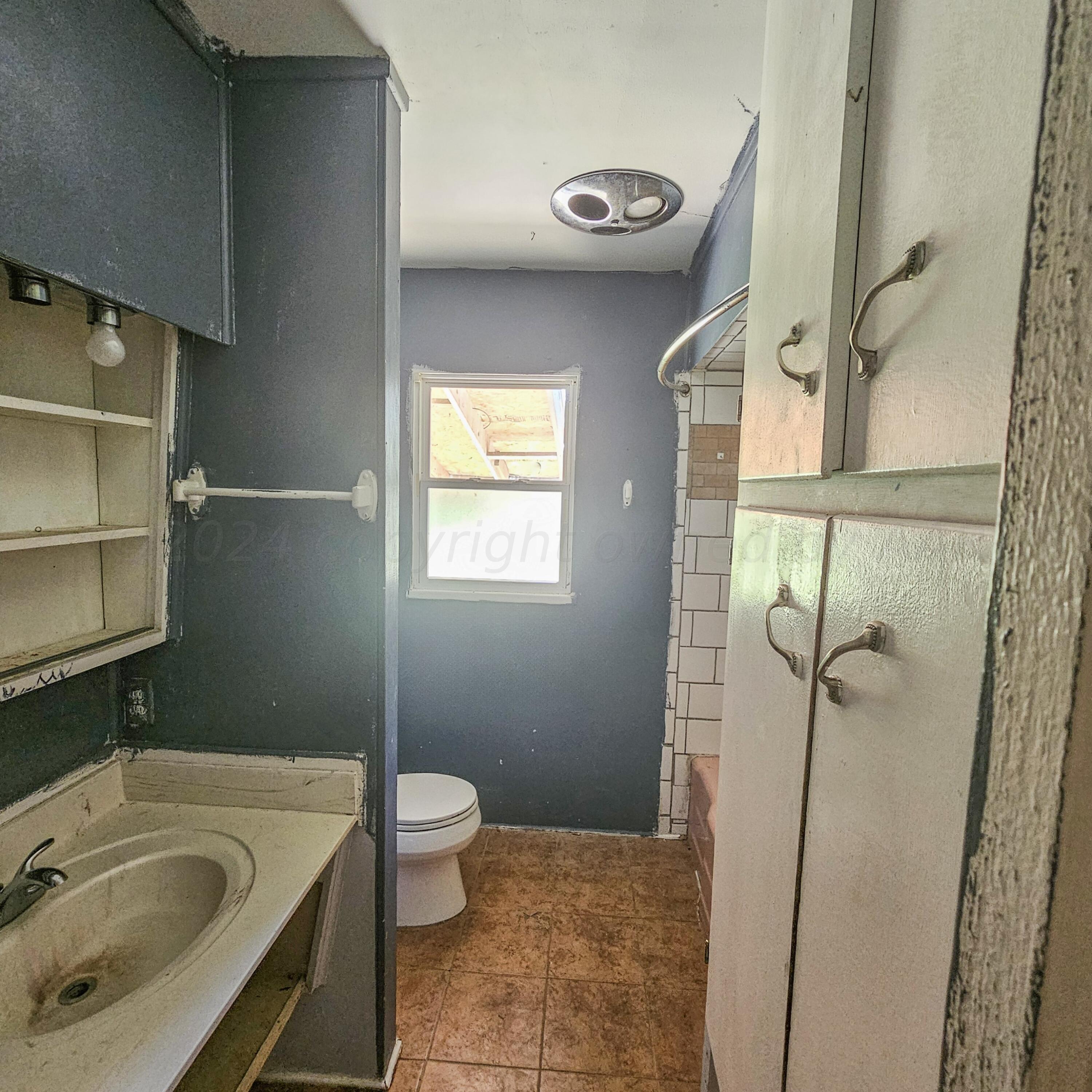 5125 South Bonham Street Amarillo, TX 79110 - Photo 6 of 13 20240605_115100
