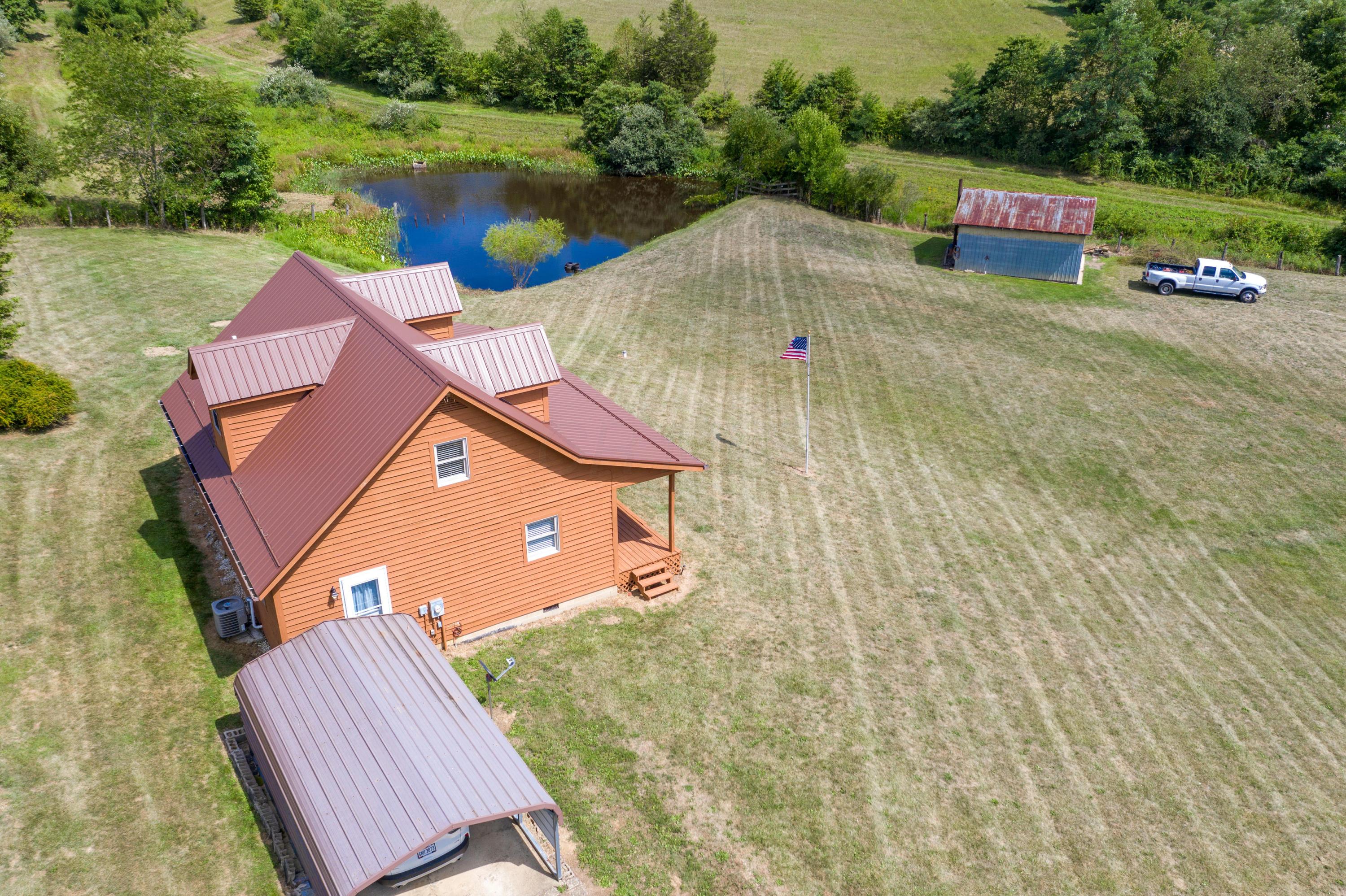 5820 Pleasant Valley Road Nashport, OH 43830 - Photo 2 of 18