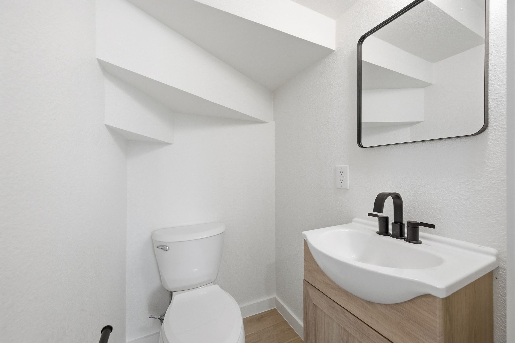 4908 West Gate Boulevard, Unit 103 Austin, TX 78745 - Photo 8 of 13