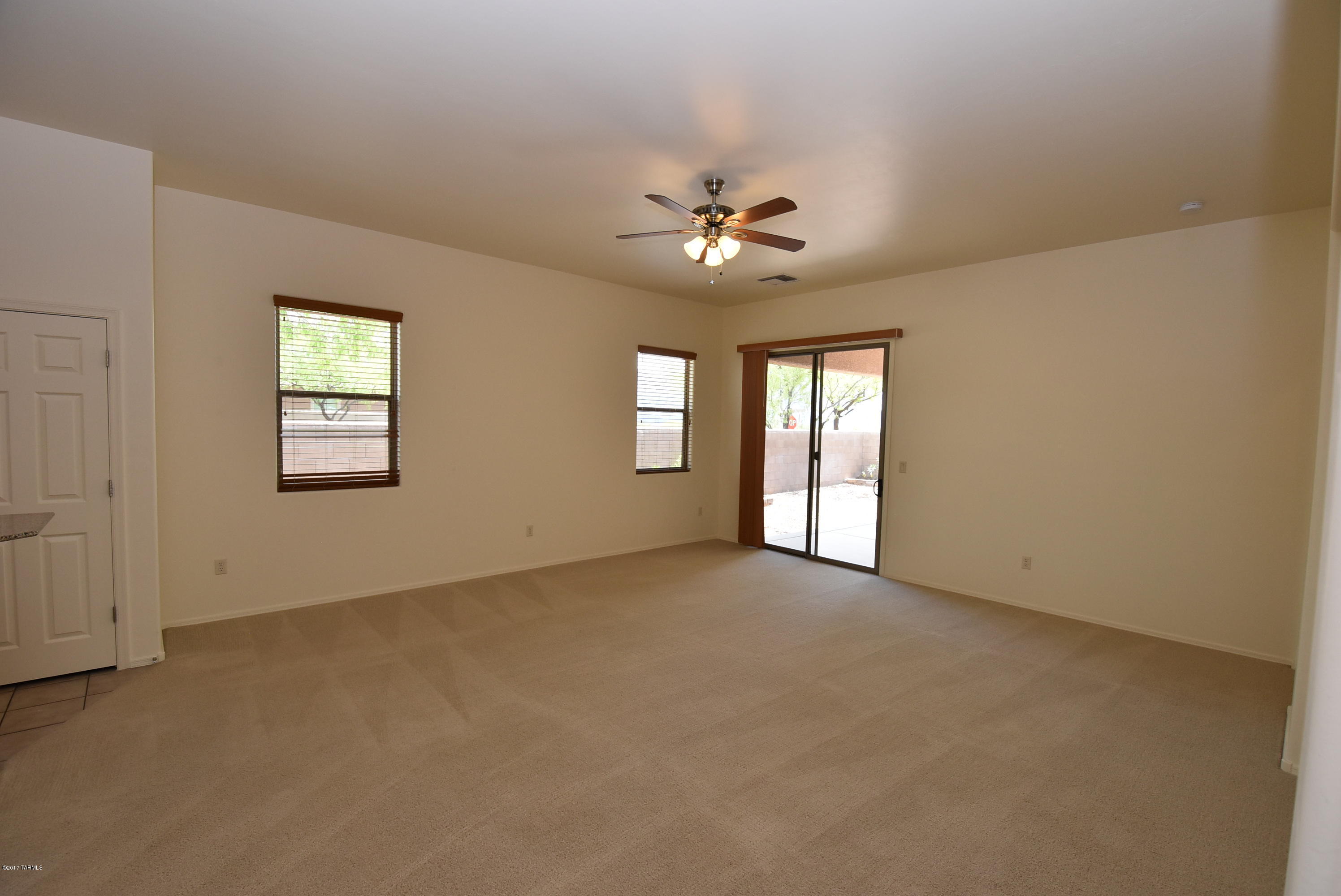 12823 Bloomington Loop Tucson, AZ 85755 - Photo 12 of 39