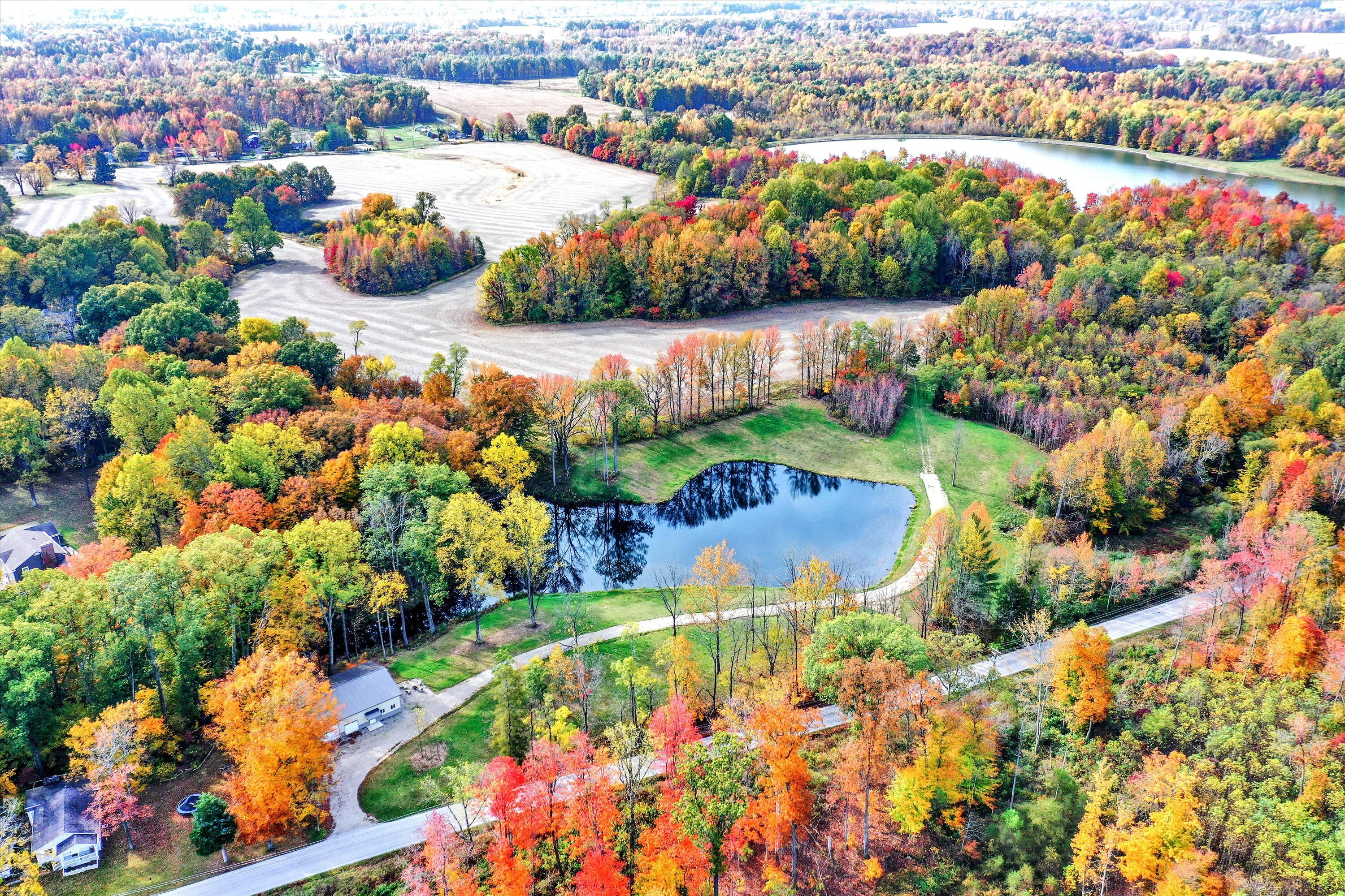 5585 West Carr Hill Road Columbus, IN 47201 - Photo 14 of 17