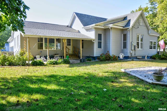 $84,000 | 605 East Adams Street, Blandinsville, IL 61420