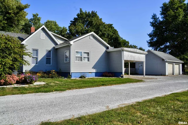 $84,000 | 605 East Adams Street, Blandinsville, IL 61420