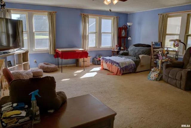 $84,000 | 605 East Adams Street, Blandinsville, IL 61420