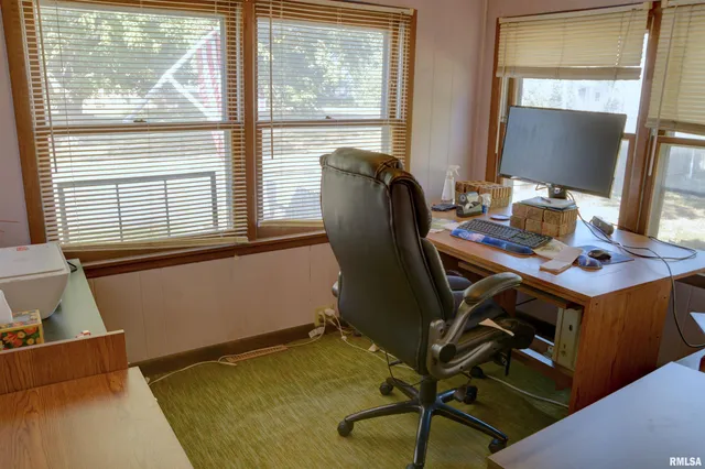 $84,000 | 605 East Adams Street, Blandinsville, IL 61420