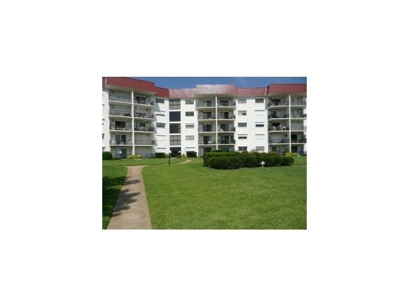 1025 Rockledge, Unit 405A Rockledge, FL 32955 - Photo 1 of 5 Primary Photo