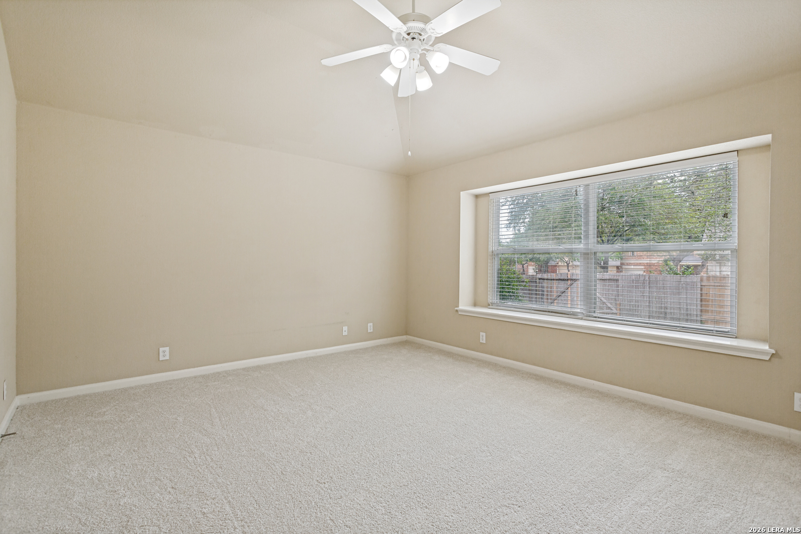 8910 Hanover Forest Helotes, TX 78023 - Photo 15 of 30