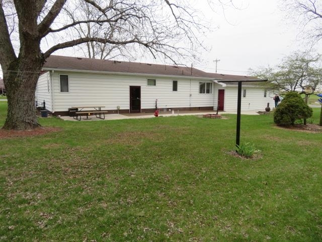 66995 Walnut Road Walkerton, IN 46574 - Photo 3 of 10