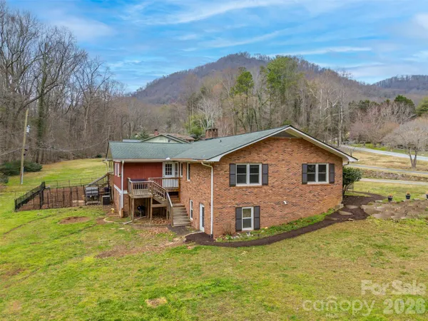 $450,000 | 15 Meadowlark Drive, Tryon, NC 28782