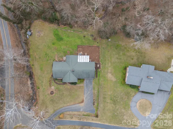 $450,000 | 15 Meadowlark Drive, Tryon, NC 28782