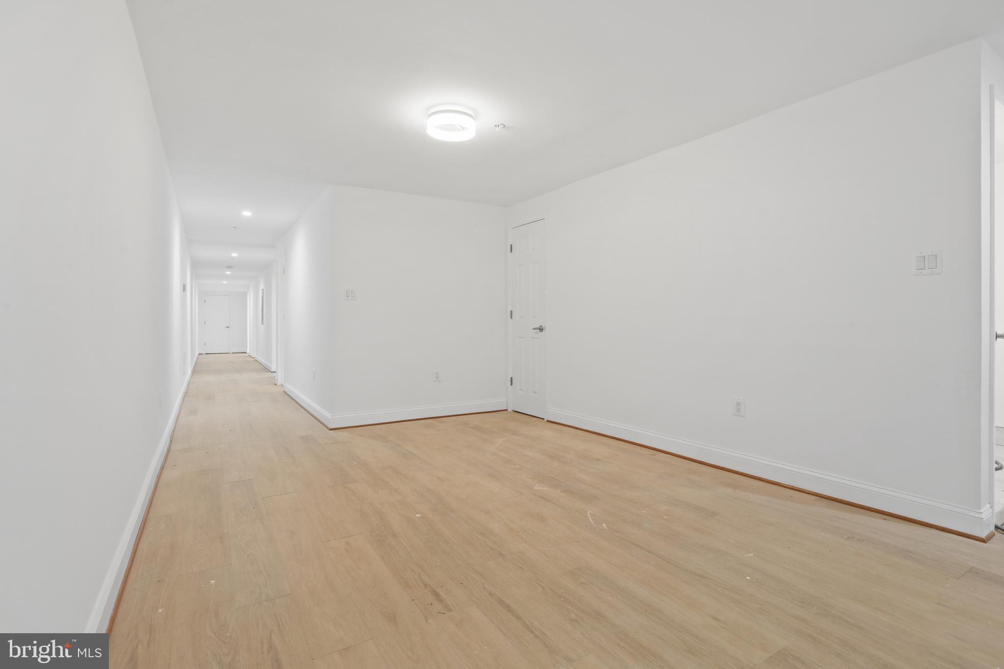 812 Park Avenue, Unit LL Baltimore, MD 21201 - Photo 8 of 16 a view of an empty room