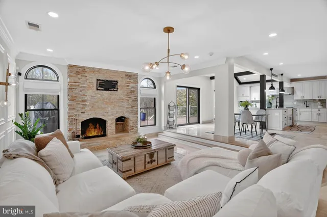 $2,595,600 | 7652 Greendell Lane, Highland, MD 20777