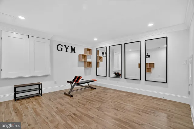 $2,595,600 | 7652 Greendell Lane, Highland, MD 20777