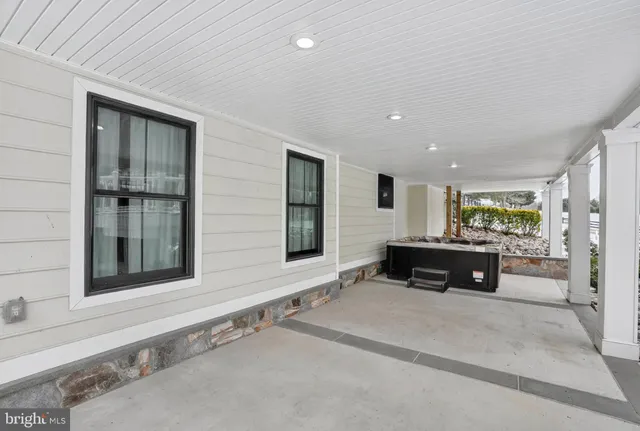 $2,595,600 | 7652 Greendell Lane, Highland, MD 20777