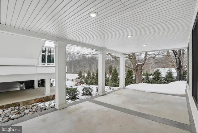 $2,595,600 | 7652 Greendell Lane, Highland, MD 20777