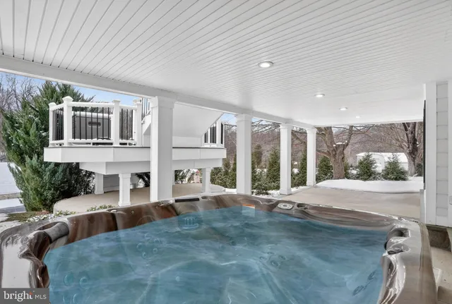 $2,595,600 | 7652 Greendell Lane, Highland, MD 20777