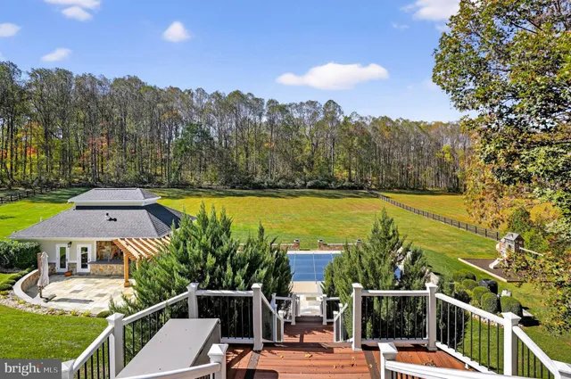 $2,595,600 | 7652 Greendell Lane, Highland, MD 20777