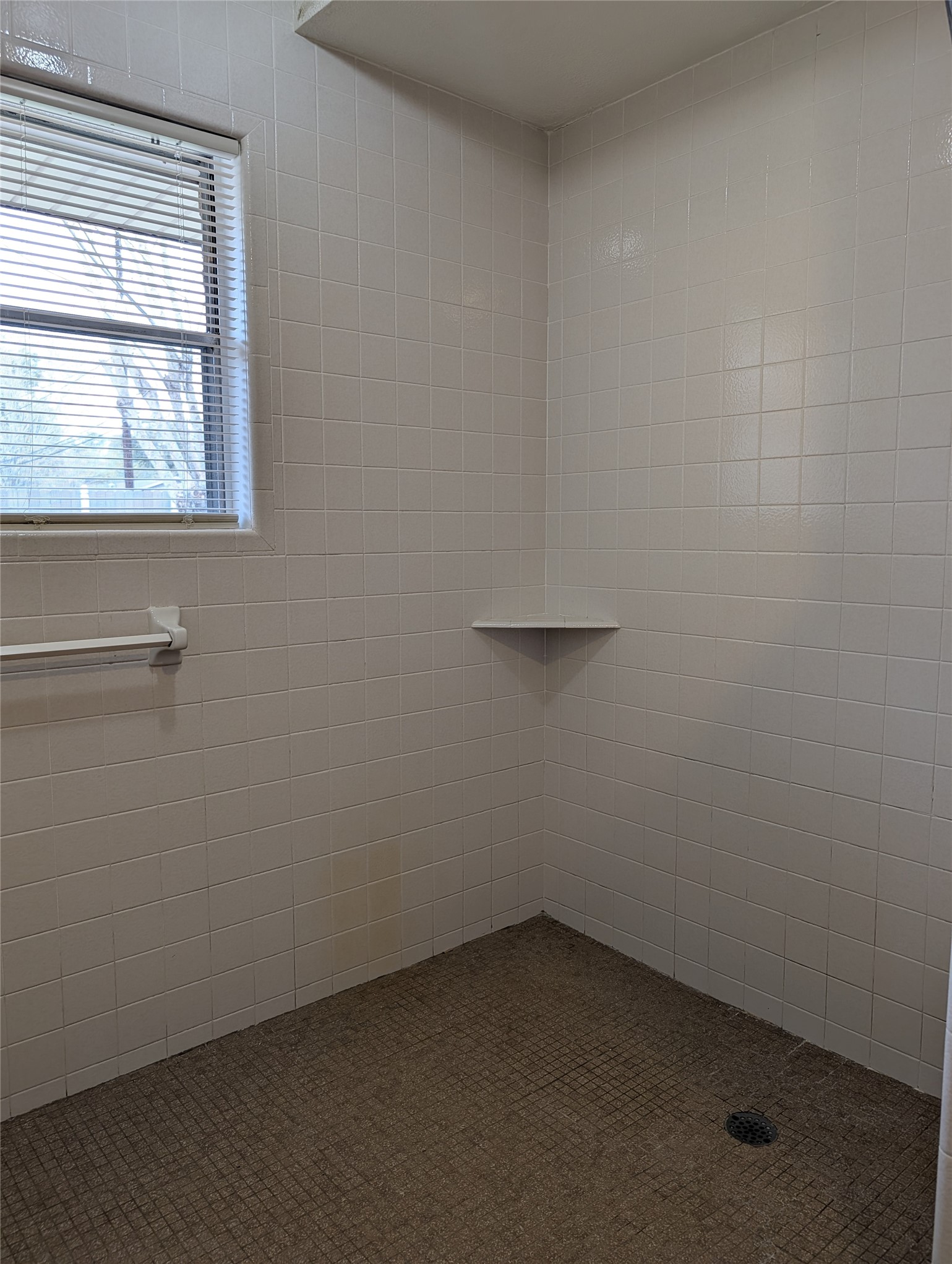 1605 Ruella Lane Pasadena, TX 77502 - Photo 11 of 17