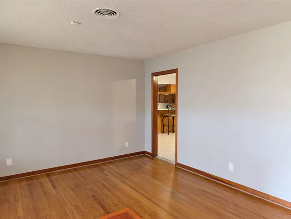 $1,800 | 1605 Ruella Lane, Pasadena, TX 77502