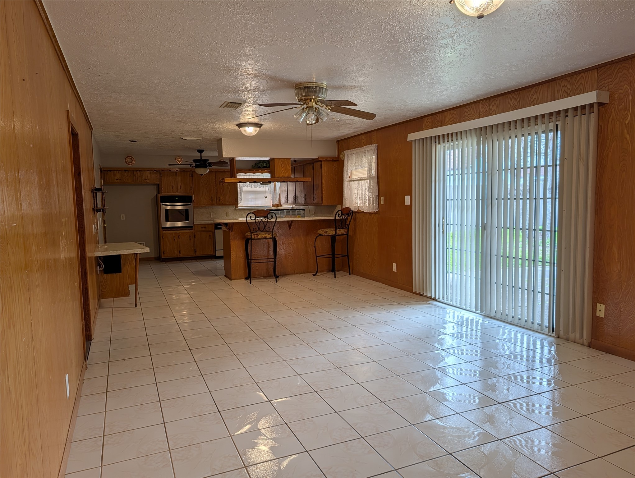 1605 Ruella Lane Pasadena, TX 77502 - Photo 5 of 17