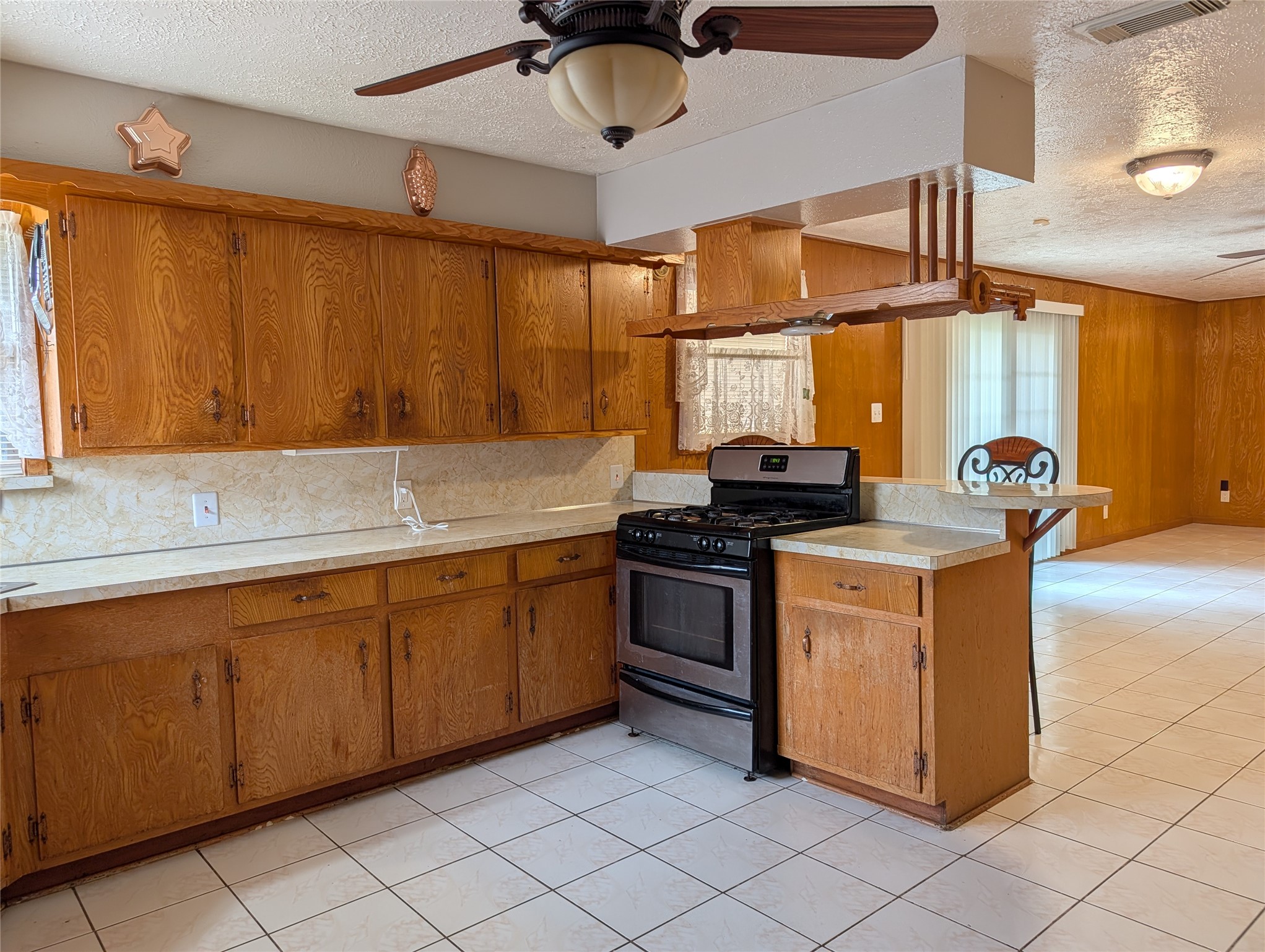 1605 Ruella Lane Pasadena, TX 77502 - Photo 7 of 17