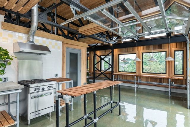 $1,599,000 | 70 Howard Street, Unit PH, Somerville, MA 02144