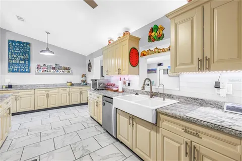 $599,000 | 687 Jasmine Way South, St. Petersburg, FL 33705