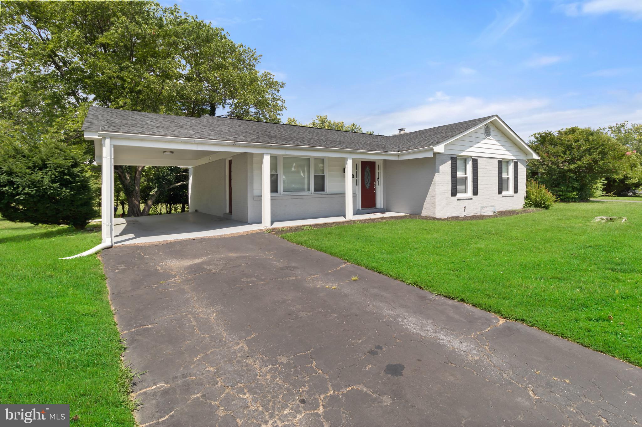 3410 Stonesboro Road Fort Washington, MD 20744 - Photo 2 of 27 Gallery Image 2