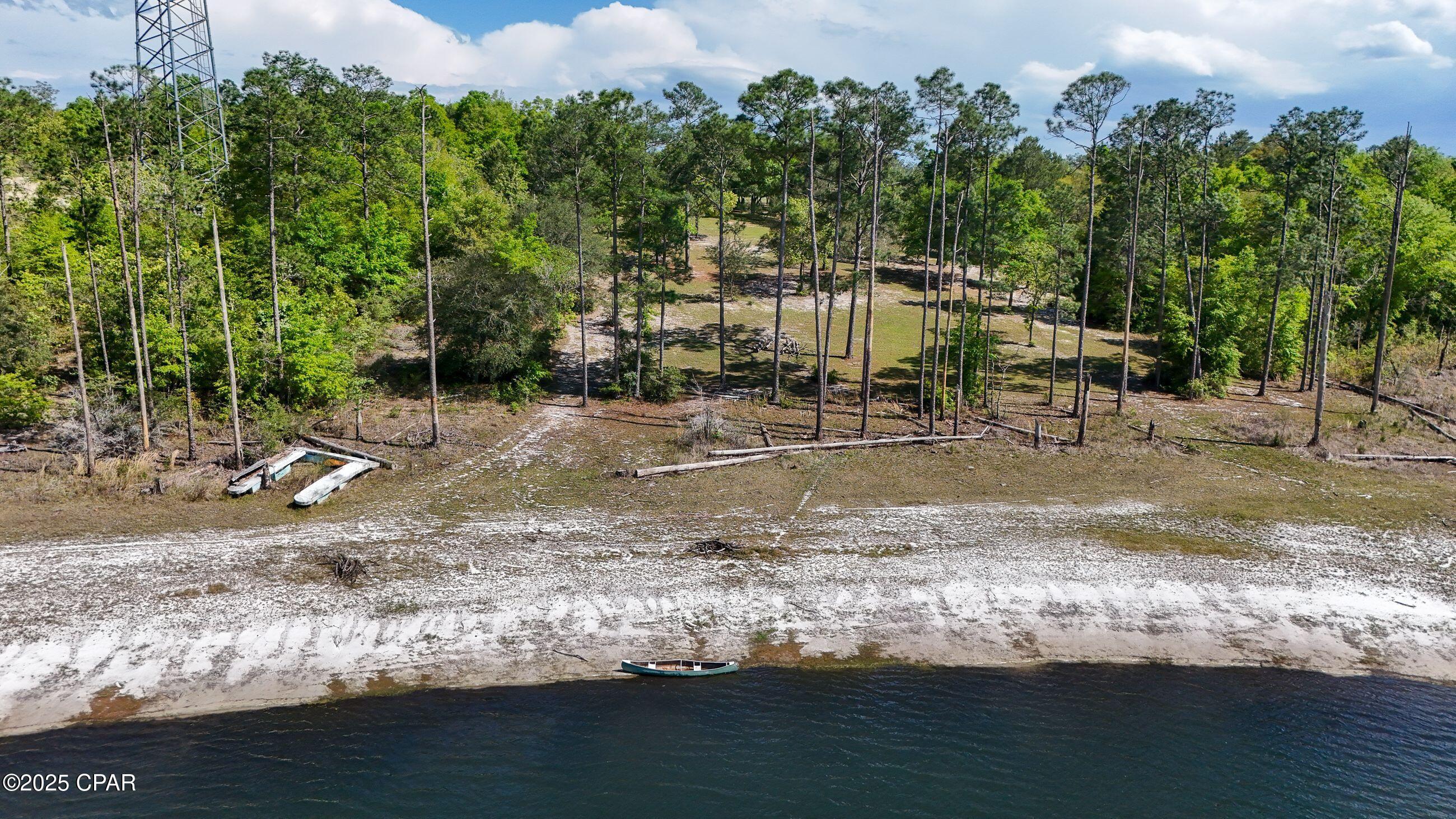 5026 Highway 77 Chipley, FL 32428 - Photo 8 of 59