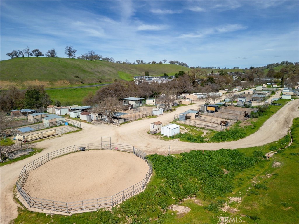 2186 Holly Drive Paso Robles, CA 93446 - Photo 13 of 38 a view of a swimming pool with a garden