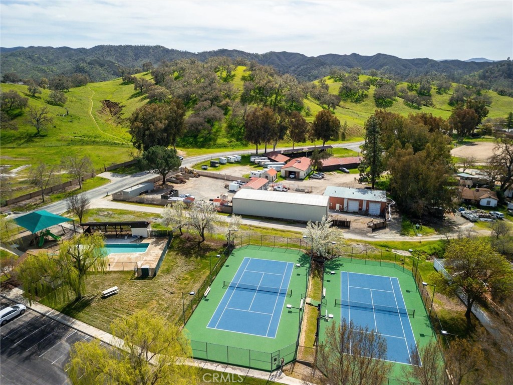 2186 Holly Drive Paso Robles, CA 93446 - Photo 29 of 38 a view of a house with a ocean view