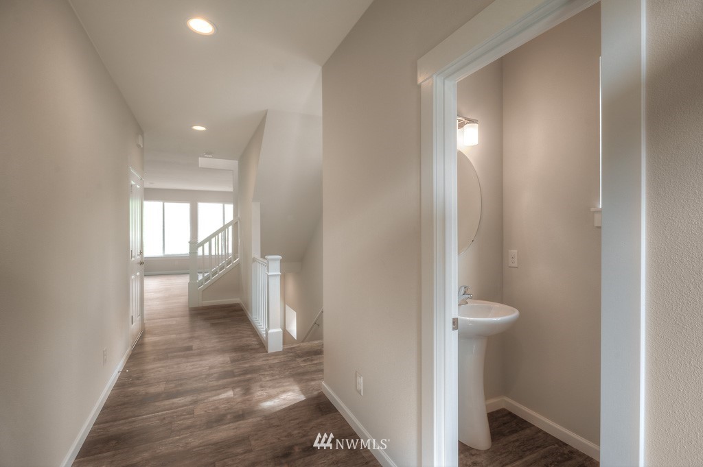 107 211th Street Southeast, Unit P17 Bothell, WA 98021 - Photo 23 of 27