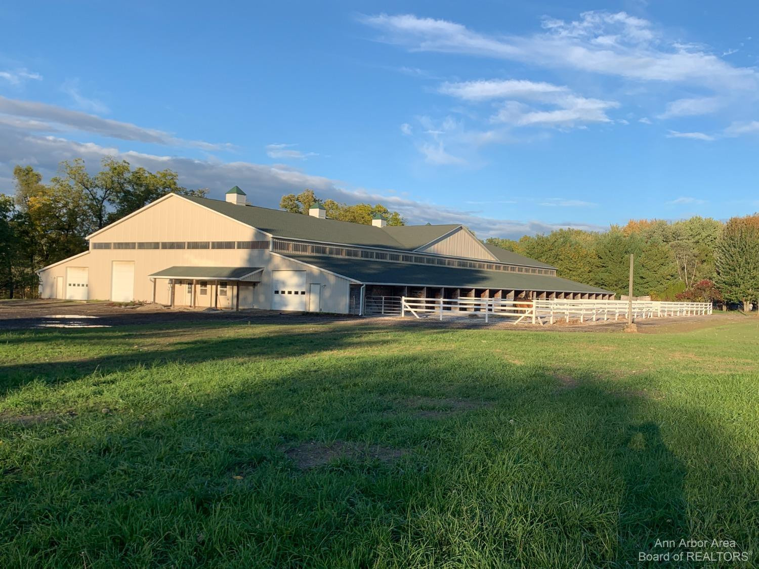 3145 7 Mile Road South Lyon, MI 48178 - Photo 3 of 33 Photo 3