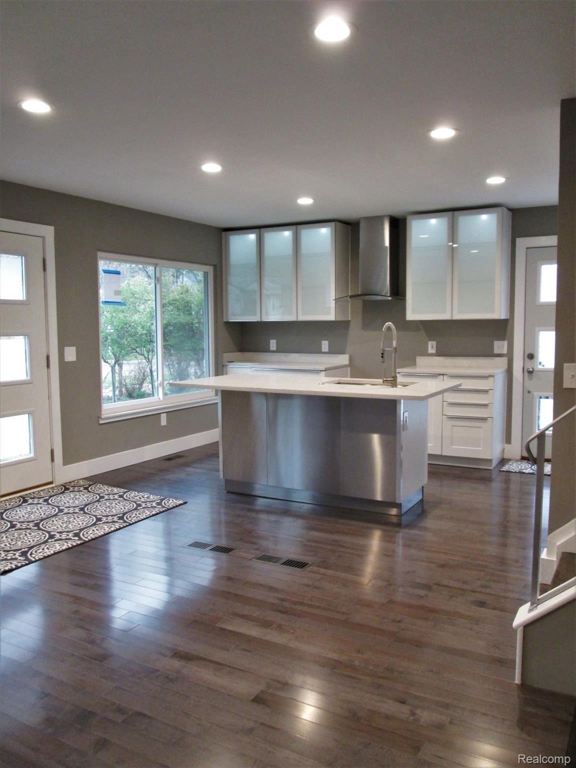 1907 Princeton Road Berkley, MI 48072 - Photo 8 of 27 pr-gr3.JPG