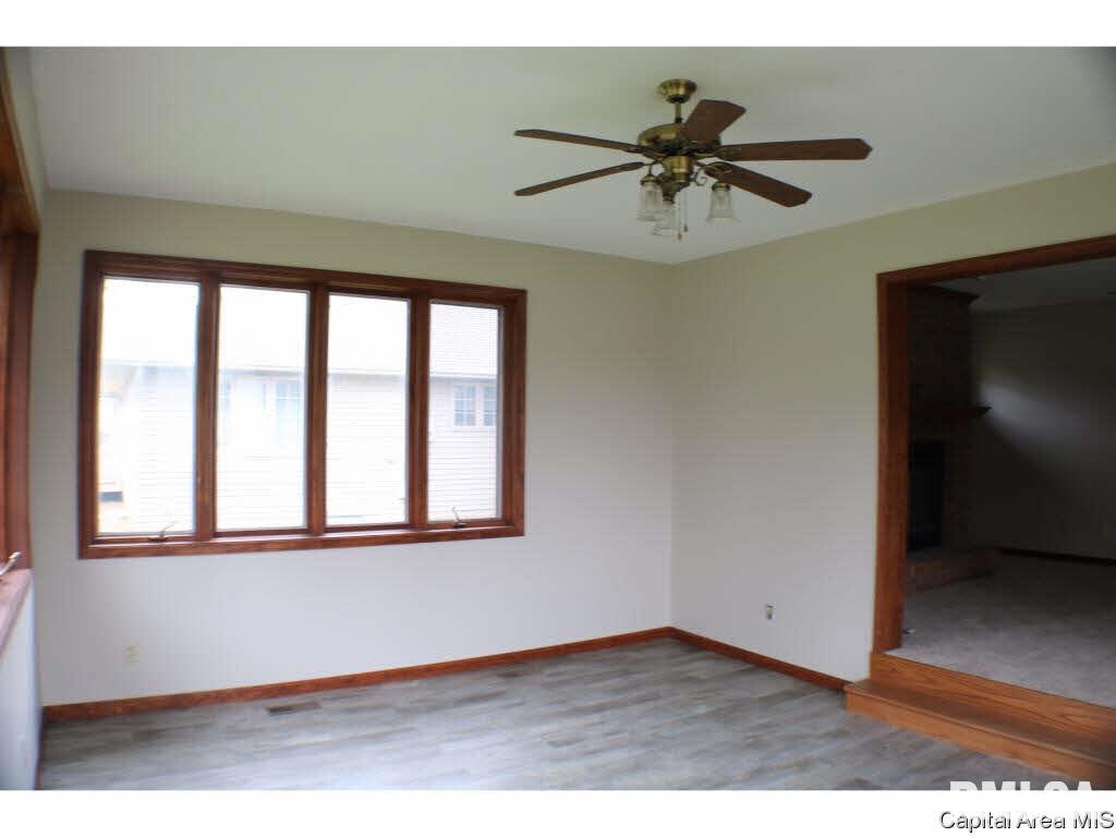 3516 Persimmon Drive Springfield, IL 62712 - Photo 29 of 34 Gallery Image 29