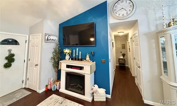 $294,700 | 113 Joe D Drive, Jonesburg, MO 63351