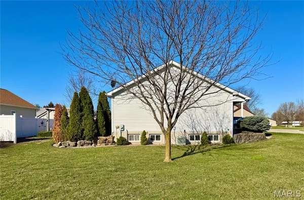 $294,700 | 113 Joe D Drive, Jonesburg, MO 63351