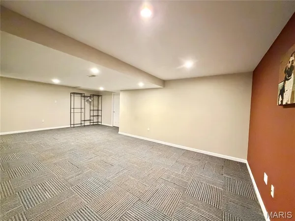 $294,700 | 113 Joe D Drive, Jonesburg, MO 63351