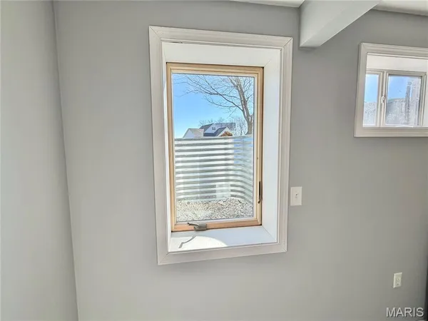 $294,700 | 113 Joe D Drive, Jonesburg, MO 63351